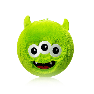 Des monstres en peluche d'Halloween en peluche verte avec une boule en PVC à l'intérieur