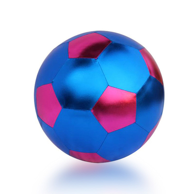 OEM ODM Accepté 2021 Boule de plage gonflable Jouets pour enfants Boule en PVC avec couvercle métallique