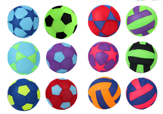 Jouet de balle en PVC en treillis aérien Jouet de football en PVC en tissu