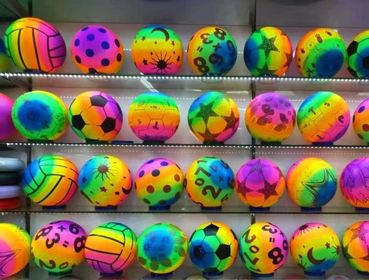 Jeux pour adultes et divertissement Balles de plage en PVC de 9 pouces avec un design arc-en-ciel novateur