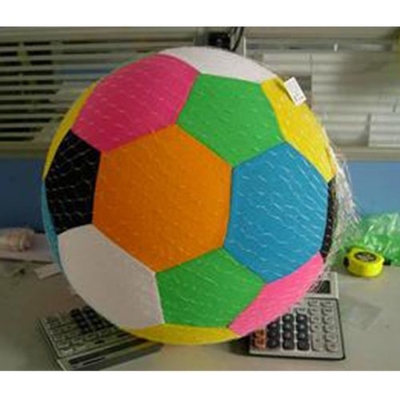 Boule de football gonflable en tissu de 50 cm douce et légère personnalisée pour vos besoins